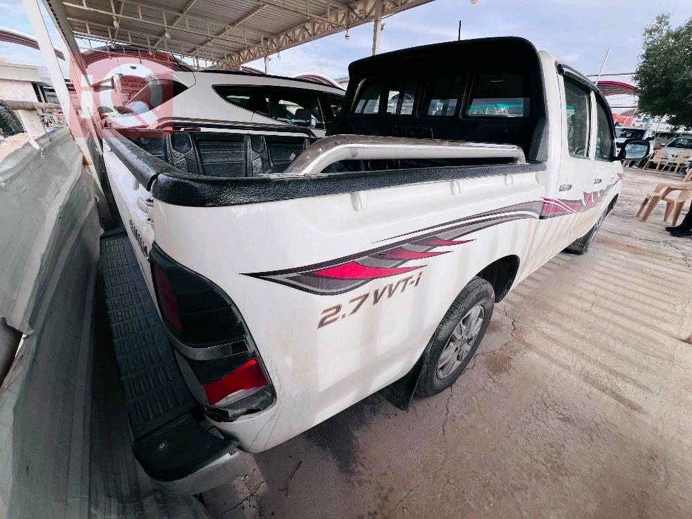 تويوتا هايلوكس